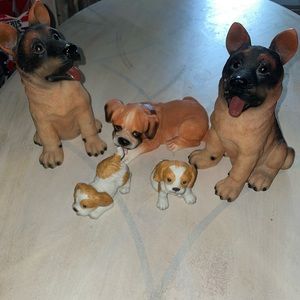 Set of dog figurines